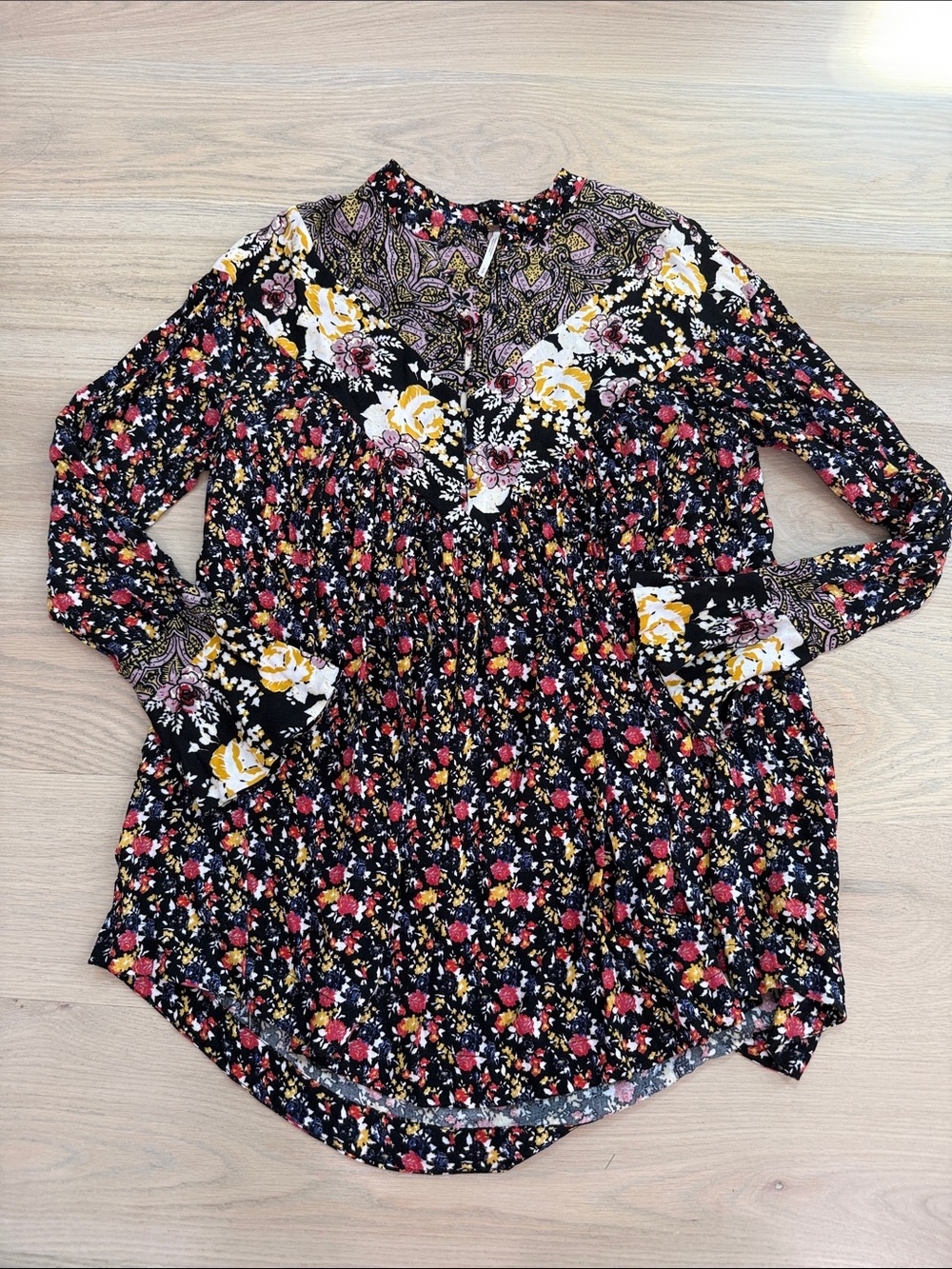 Free People Floral Mixed-Print Long Sleeve Blouse style 66170